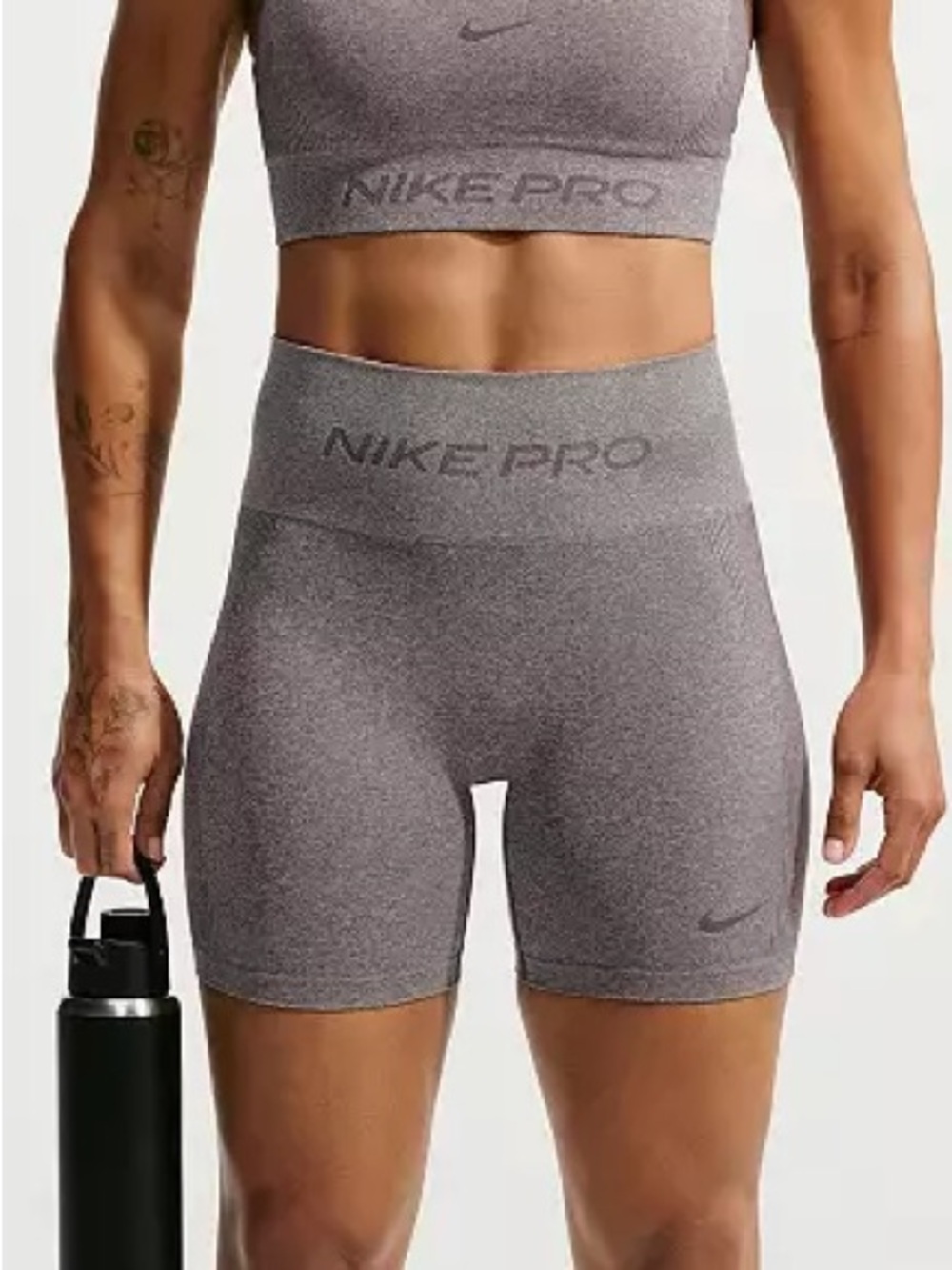 NWT Nike Pro Seamless Dri-Fit High Waisted 5” Biker Shorts